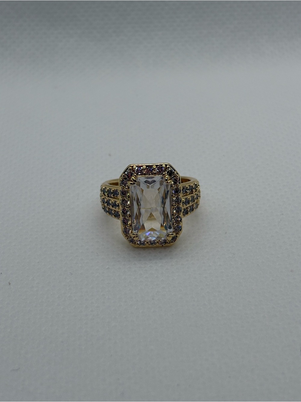 Size 6 Ring